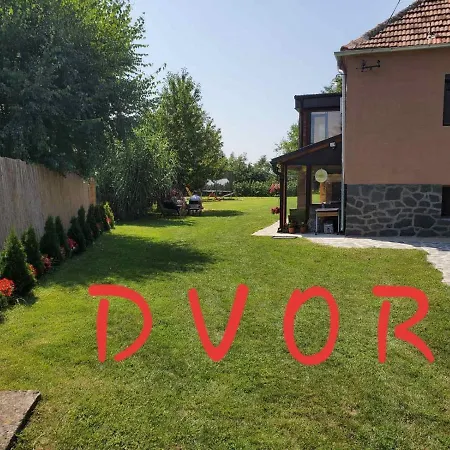 Hébergement de vacances Dvor *