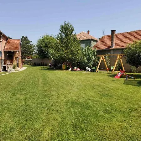 Dvor Ferienhaus Donja Toponica