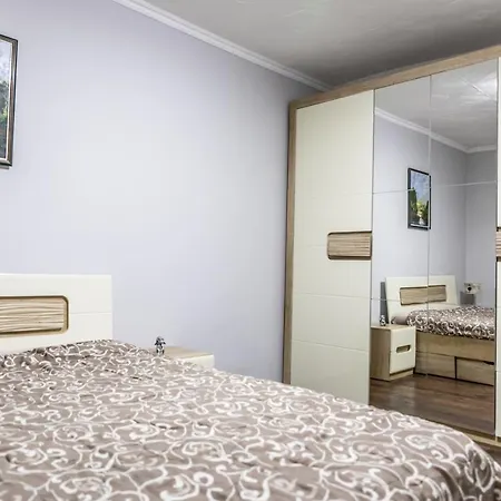 Dvor Hébergement de vacances