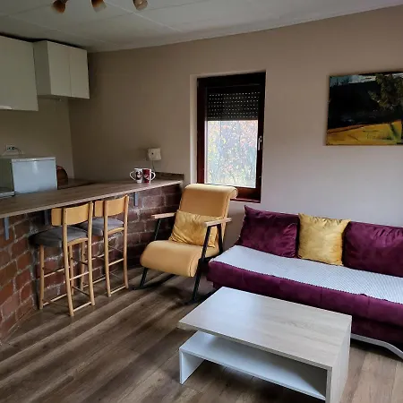 Dvor Hébergement de vacances