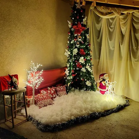 Dvor * Donja Toponica