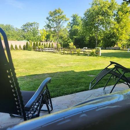 Hébergement de vacances Dvor *